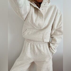 $218 AGOLDE Funnel Neck Pullover Sweatshirt Small